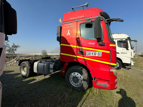Tracto 1834 4x2 - Año 2014 - Imagen 4