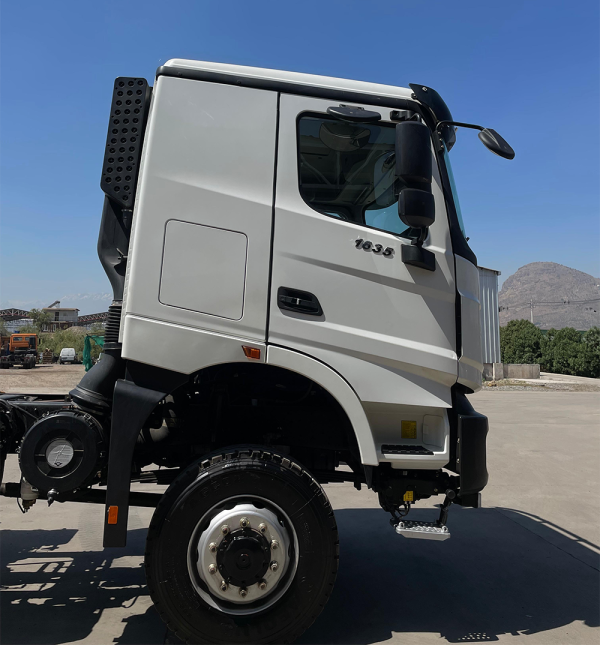 Chasis 1635 - 4x4 - Imagen 4