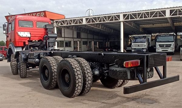 Chasis 4840 - 8x8 - Imagen 3