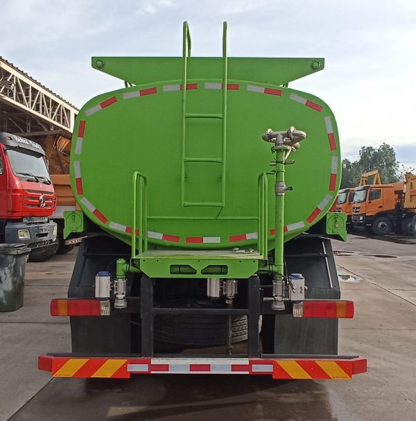 Aljibe Mod. 2535 NG - 6x4 - 15 mil litros - MT (2025) - Imagen 4